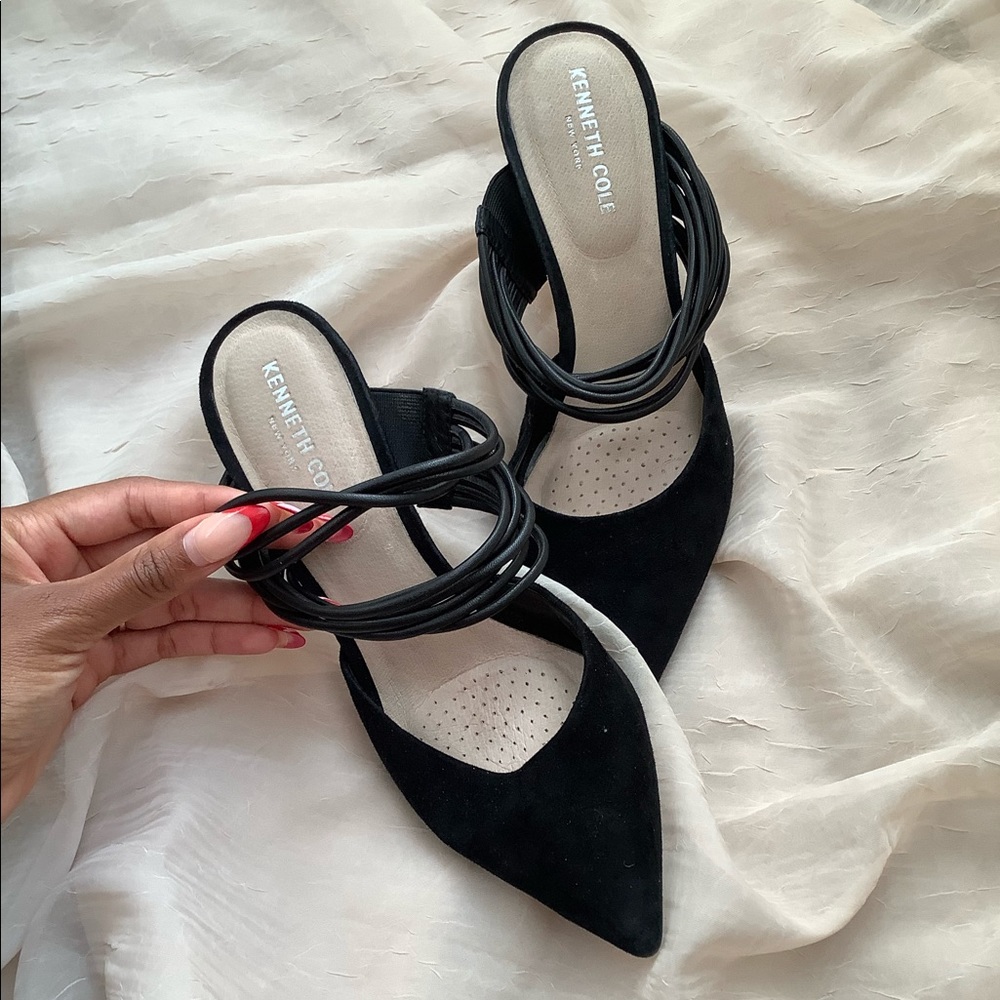 Kenneth Cole Black Strappy Heel